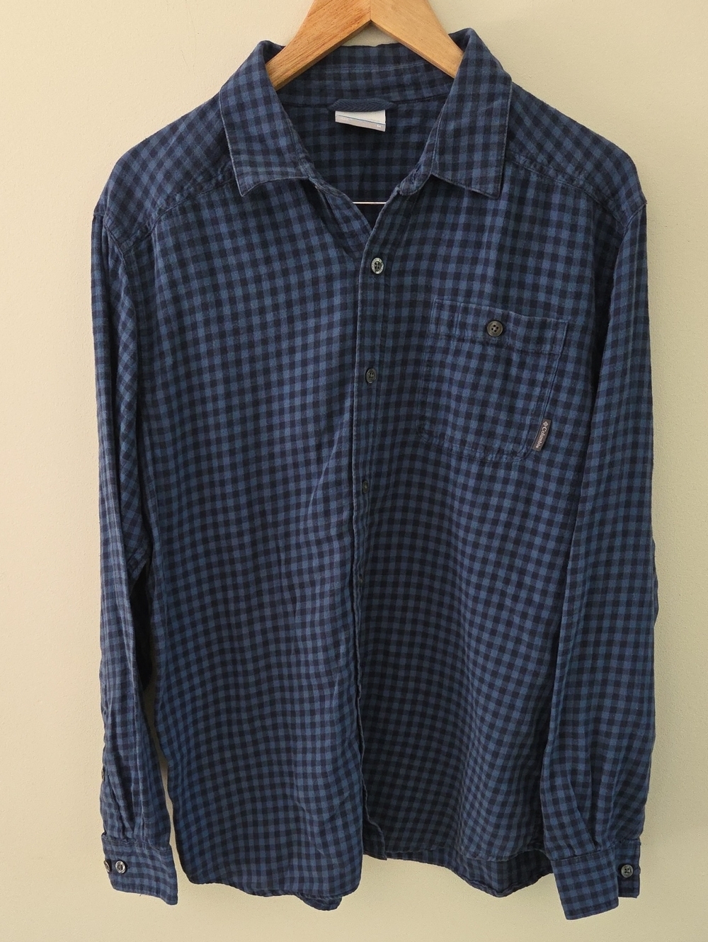 Columbia Men's Blue Checkered Long-Sleeve Button Down Cotton Flannel Shirt